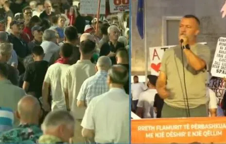 “I pabesi premtoi ujë, por…”/ Protestuesi thirrje socialistëve: Bashkohuni në këtë protestë dhe merrni frymë lirshëm