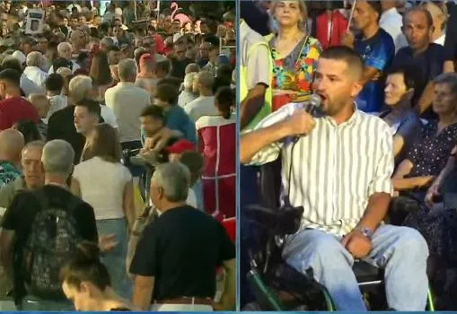 I riu me aftësi të kufizuara në protestë: Propaganda e Ramës ka rënë, i ka ardhur fundi! Hapeni krahun… qelbësira