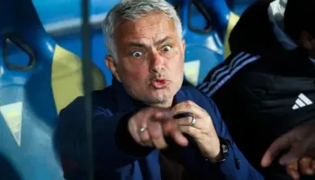 Ideja e bujshme e Mourinho: Në rast se nuk vjen Rodri për mesfushën, do vijë Alexander Arnold…