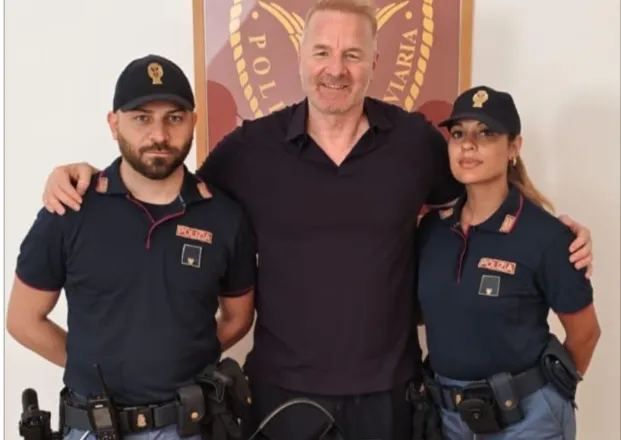 Igli Tare grabitet në tren pas funeralit të Franco Baresit, policia ia rikthen çantën brenda pak minutash