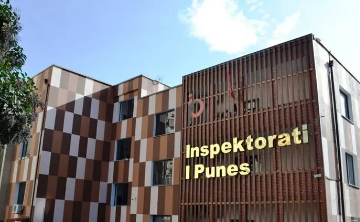 Inspektorati i Punës kontrolle të rrepta në zonat turistike, drejtori Muçaj: Në dy muaj verifikuam 891 subjekte, 16 u gjobitën!