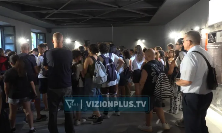Interes për të kaluarën komuniste, fluks vizitorësh në “Vendin e Dëshmisë e Kujtesës” në Shkodër