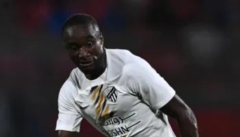 Interi nuk heq dorë nga Diaby, por Bayer Leverkusen këmbëngul. Al-Ittihad nuk pranon shkëmbimin me Asllanin
