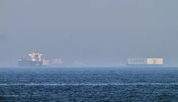 Irani dhe Omani arrijnë marrëveshje për Ngushticën e Hormuzit