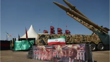 Irani kërcënon vendet e Gjirit: Do të godasim infrastrukturën nëse SHBA sulmon