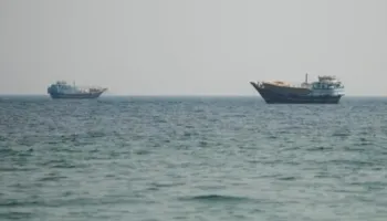 Irani vendos kushte për rihapjen e Hormuzit