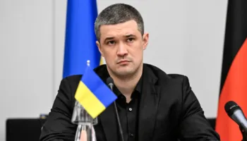 Ish-ministri i Mbrojtjes i Ukrainës kërkon zgjedhje gjatë luftës, sfidon Zelenskyy-n