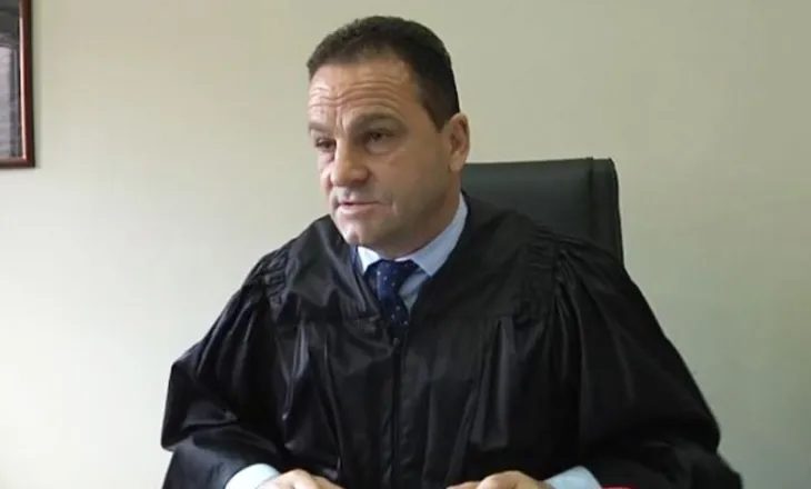 Ishte me pushime me familjen, ndahet nga jeta ish-kryetar i Gjykatës së Vlorës dhe ish-i dënuar politik