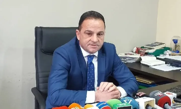 Ishte me pushime me familjen, ndahet papritur nga jeta ish-kreu i Gjykatës së Vlorës Skënder Haluci