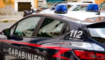 Itali/ U kap me pako kokaine në trup e në makinë, lihet në burg 29-vjeçari shqiptar