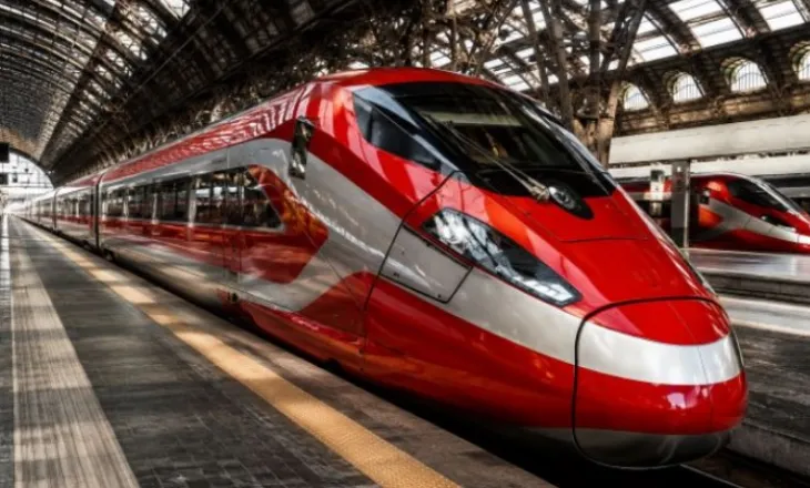 Italia në grevë transporti, pritet kaos në avionë dhe trena gjatë shtatorit! Anulime fluturimesh e udhëtimi, ja çfarë kërkojnë sindikatat