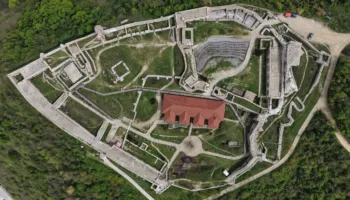 Kalaja e Prizrenit mbyllet përkohësisht për vizitorët
