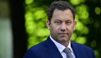 Kancelari gjerman apel Trumpit: Jepini fund luftës me Iranin, çmimi i karburanteve po rritet