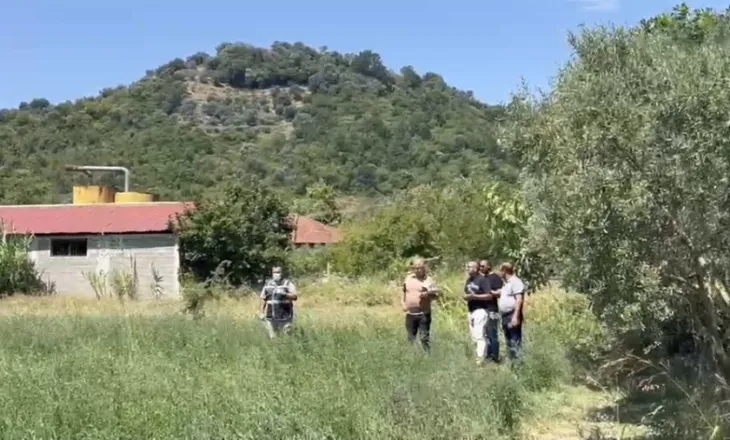 “Kanë patur konflikte pronësie”! Vrasja e 50-vjeçarit në Bërxullë, shoqërohen disa persona