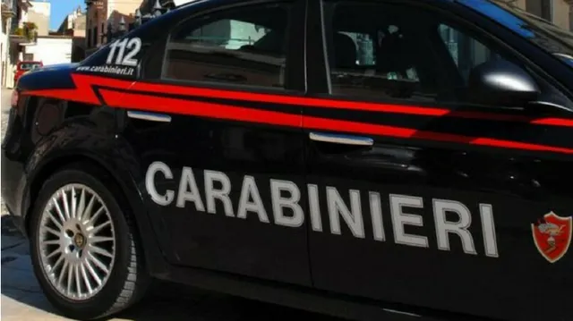 Katër shqiptarëve u zihet pritë dhe sulmohen me thika dhe çekiç, njëri në gjendje të rëndë