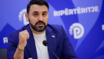 Këlliçi: U besoj më shumë gazetarëve të huaj se puthjes së Marta Kos për Ramën