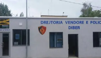 Kërcet arma në Dibër pas përleshjes në fis! Nipi qëllon me armë ndaj xhaxhait pasi i dhunoi nënën dhe arratiset! Një në pranga, nën akuzë dhe 2 kunatat