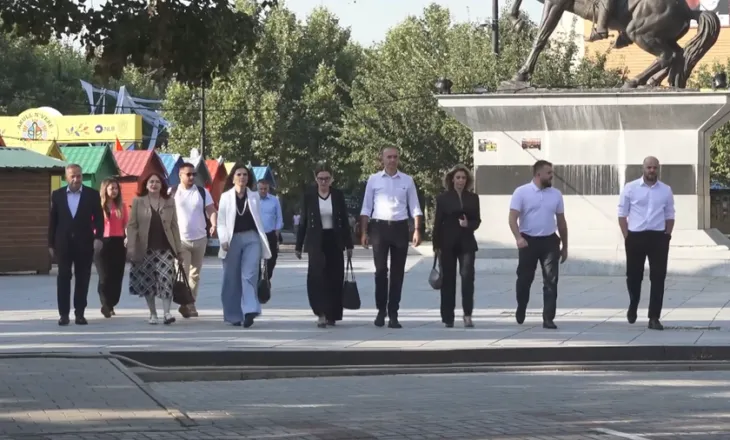 Kërkohet vazhdimi i seancës në Kuvend, PDK sërish me aksion në Kryeministri: Kurti, uzurpator