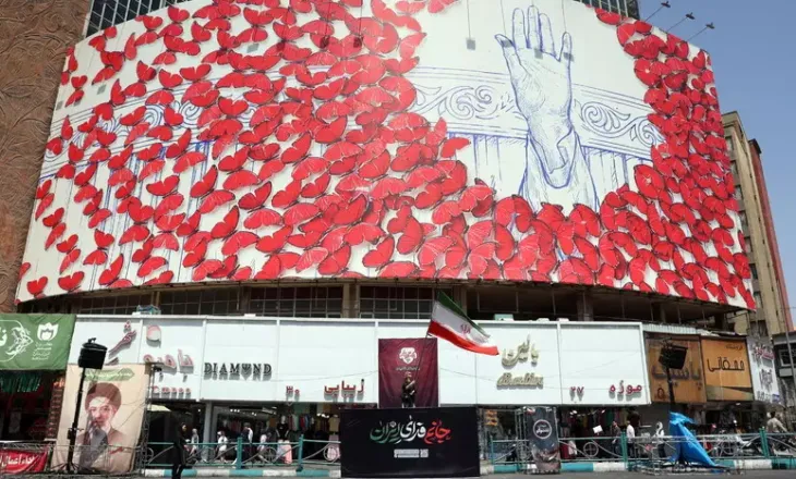 Khamenei mesazh Shteteve Islamike: Njihni armikun e vërtetë dhe kundërshtoni planin e tij!