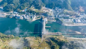 Kina synon ta rrisë në 50 % prodhimin e energjisë elektrike nga burime jofosile deri më 2030