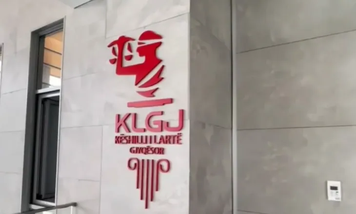 KLGJ sfidon qeverinë dhe Kuvendin: Rrit me 65.600 lekë pagat e gjyqtarëve