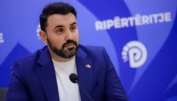‘KM ka prioritet betonin’/  Këlliçi: Rama promovon sukseset fantazmagorike, ndërsa arsimi fundoset