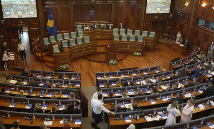 Konstituohet Kuvendi i ri Kosovës, ka afat 60 ditë për zgjedhjet e presidentit të vendit…
