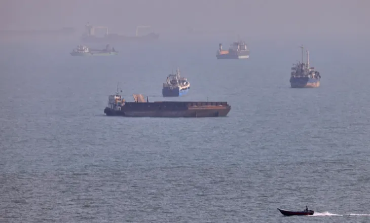 Korridori sekret i SHBA në Hormuz, Amerika dërgon një tjetër anije lufte: ‘Ditë gjykimi’ në Iran!