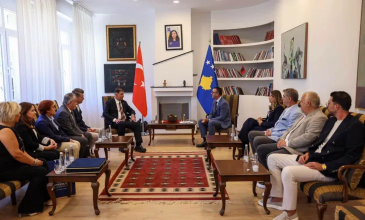 Kosovë–Turqi, thellohet bashkëpunimi në sport dhe rini