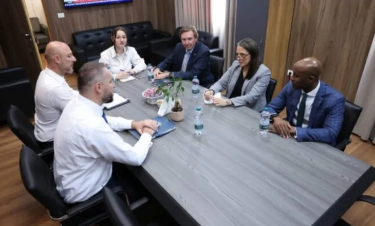 Kreu i AMP-së takohet me këshilltaren e FBI për Krimin e Organizuar pranë SPAK: Forcim i bashkëpunimit të mëtejshëm me partnerët amerikanë