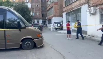 Krimi i rëndë në Korçë/ E ndoqi rrugëve me kallashnikov dhe e vrau në një pallat, autori dhe viktima shokë, ishin rritur bashkë