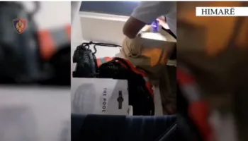 Kris arma brenda jahtit në Palasë, policia ndalon 4 persona: Nuk u gjetën sende të paligjshme