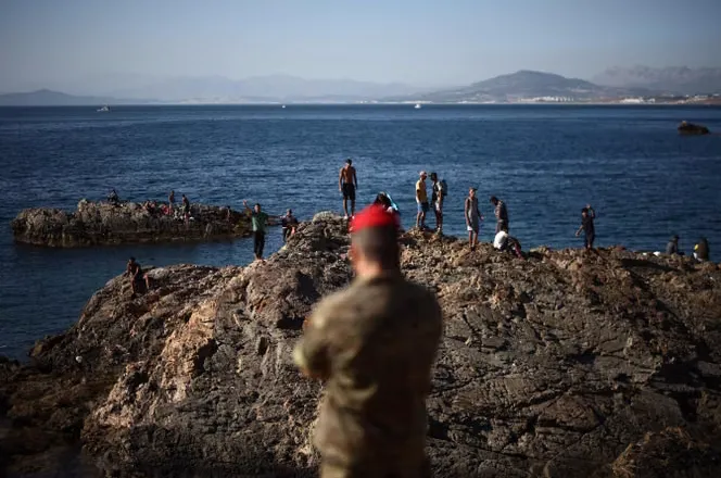 Kriza në Ceuta, Spanja: Zona “Schengen” nuk u rrezikua, ministrat e BE vlerësuan reagimin e Madridit