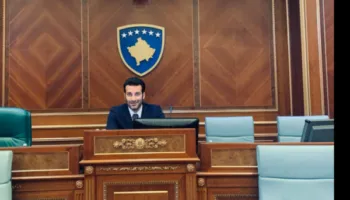 Kriza politike, tenori Ramë Lahaj ”shpall” kandidaturën për President të Kosovës