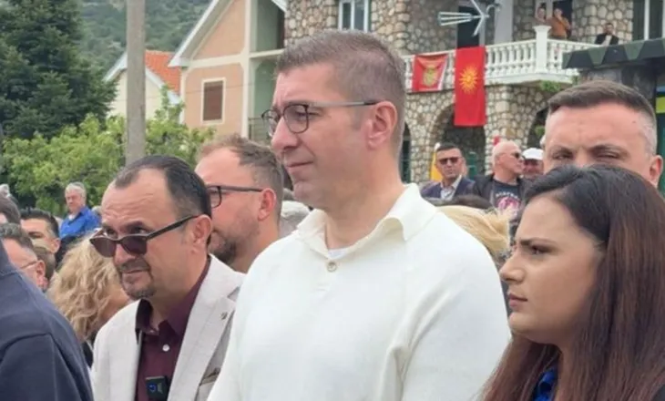 Kryeministri maqedonas vjen në Shqipëri, nuk respektohet himni shqiptar