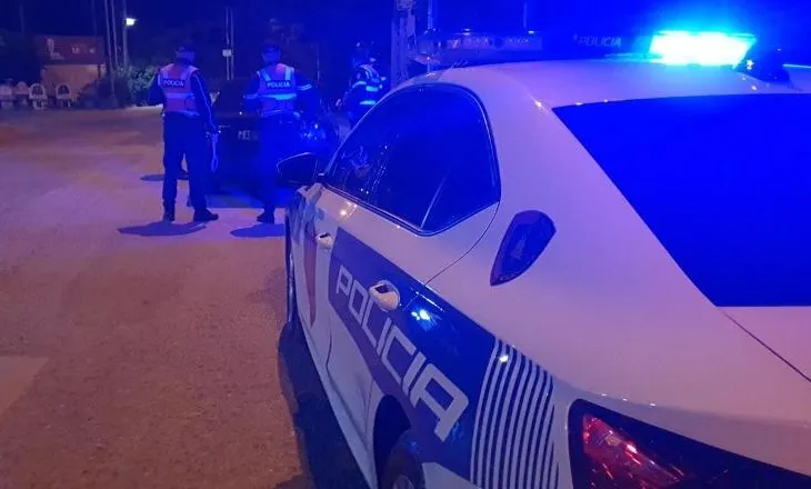 Ksamil/ Gjendet i vdekur në shezlongun e lokalit i riu francez, dyshohet se e vrau me thikë një 29-vjeçar