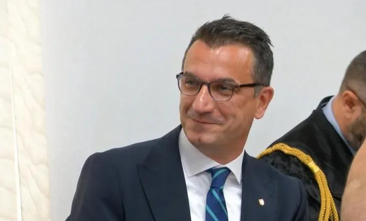 “Ku ishin pyetjet për Veliajn?”/ Kritika nga Holanda: Europa reagoi për İmamoğlu, por heshti për kryebashkiakun e Tiranës