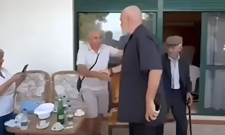 “Ku je o Skënderbeu i Shqipërisë?”/ I moshuar takim me Ramën: Ti do ta shpëtosh vendin