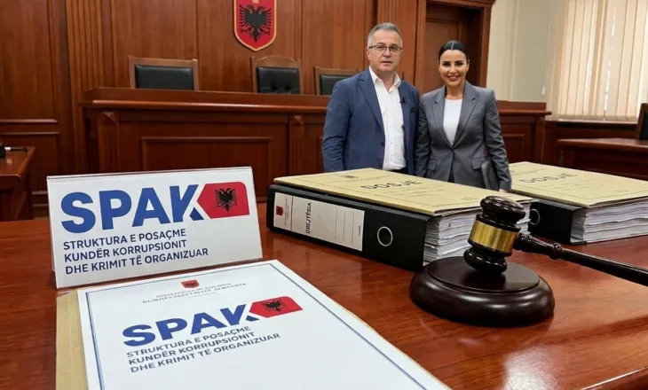 Kulisat, besniku i Belinda Ballukut me vilë korrupsioni në Dhërmi “i bën gropën” shefes, ia nxjerr të gjitha të…