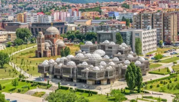 Kush do t’i zotërojë pronat publike në Kosovë?