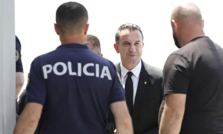 “Kush e drejton Bashkinë e Tiranës?”/ PD kërkon sqarime urgjente pas shkarkimit të Ristanit