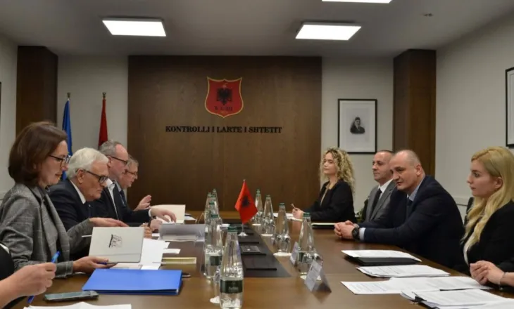 KUSH I MBROJTI NDOTËSIT? KLSH: 70 MILIONË LEKË GJOBA NUK U ARKËTUAN