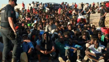 Kush mban përgjegjësi për fluksin e lartë të emigrantëve afrikanë në Ceuta?