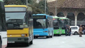 KUSHTET/ Alarmi i transportit publik, kërkohet kompensimi i naftës deri në shtator ose do të reduktojnë qarkullimin! Zbulohen 6 pikat