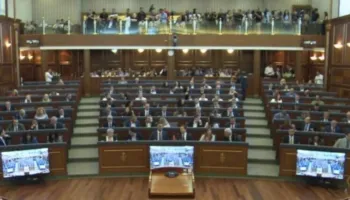 Kuvendi i Kosovës/ LVV kërkon më shumë kohë për bisedime me opozitën, shtyhet seanca konstituive