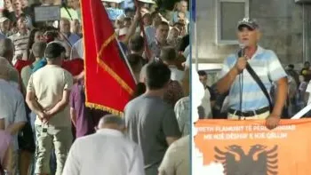 “Ky fluturon me helikopter, është sulltan”/ I moshuari në revoltë: Parlamenti është i turpit, të gjithë janë komunistë