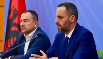 Lamallari me Drejtuesit e Gjendjes Civile: Fokus të posaçëm shërbimit ndaj qytetarëve