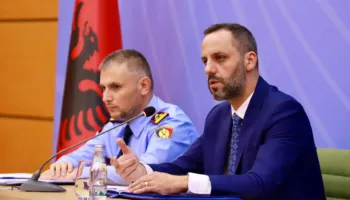 Lamallari takim me drejtuesit e Policisë së Shtetit: Etika dhe ligji, baza e shërbimit ndaj qytetarëve