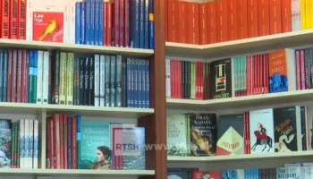 Librat e verës, turistët preferojnë të lexojnë letërsi shqipe të përkthyer