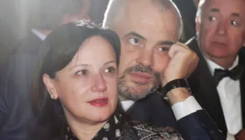 Linda Rama nxjerr në pah plagën e Ballkanit: “Brain drain” po kushton shtrenjtë